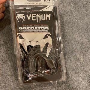 NWT Venum Predator Mouthgaurd